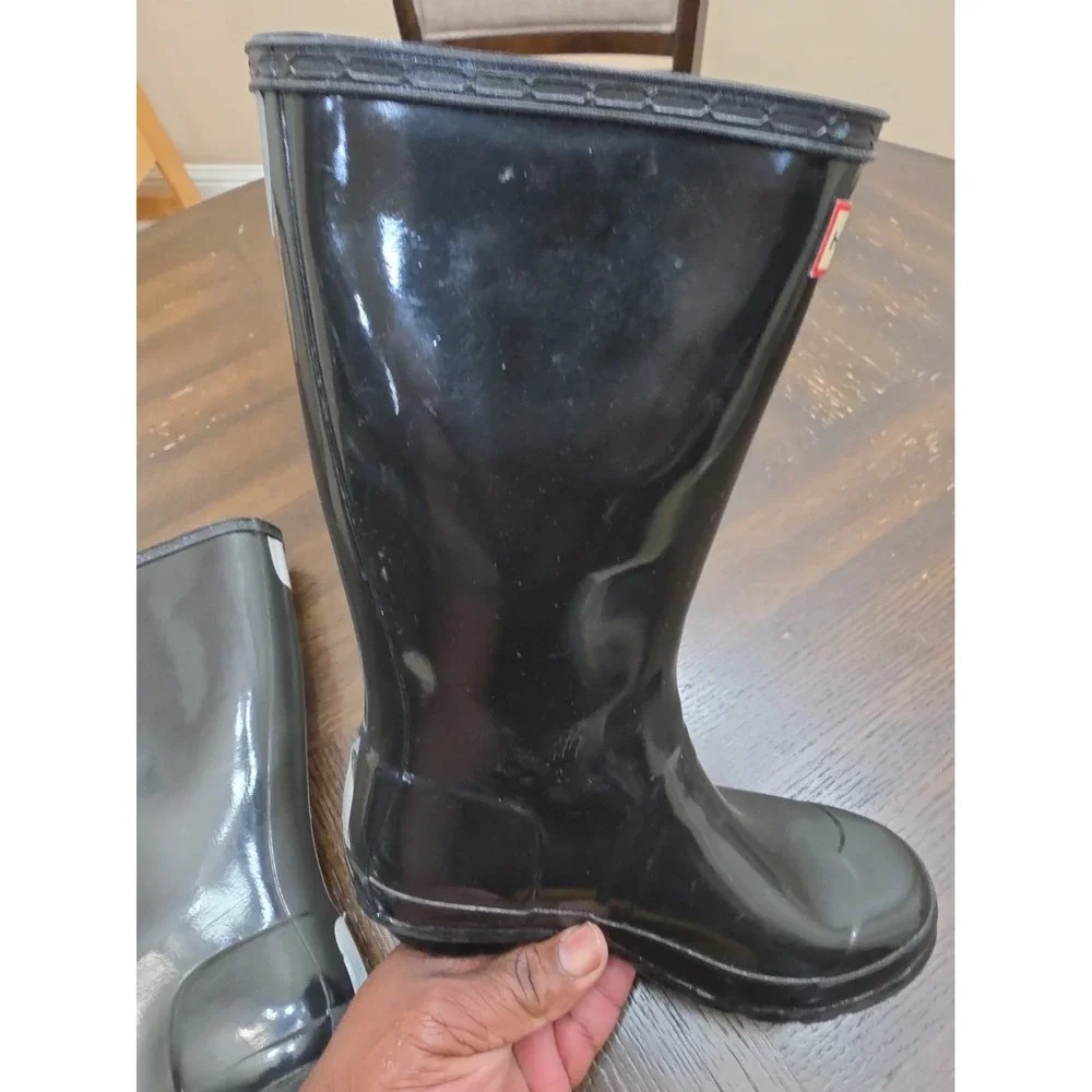 Hunter minor scuffs
